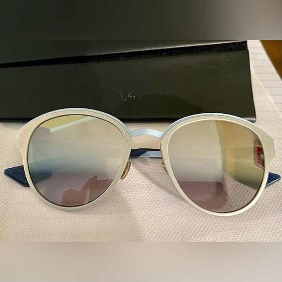NWOT Christian Dior mirrored sunglasses, light blue frame, case, certification - Picture 1 of 11